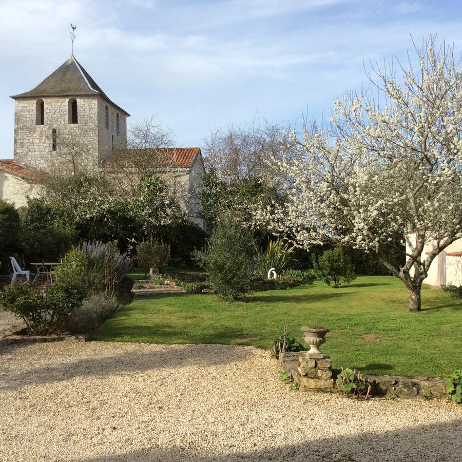 La Belle Lavande, Chambre d hôte Chenommet Extérieur photo